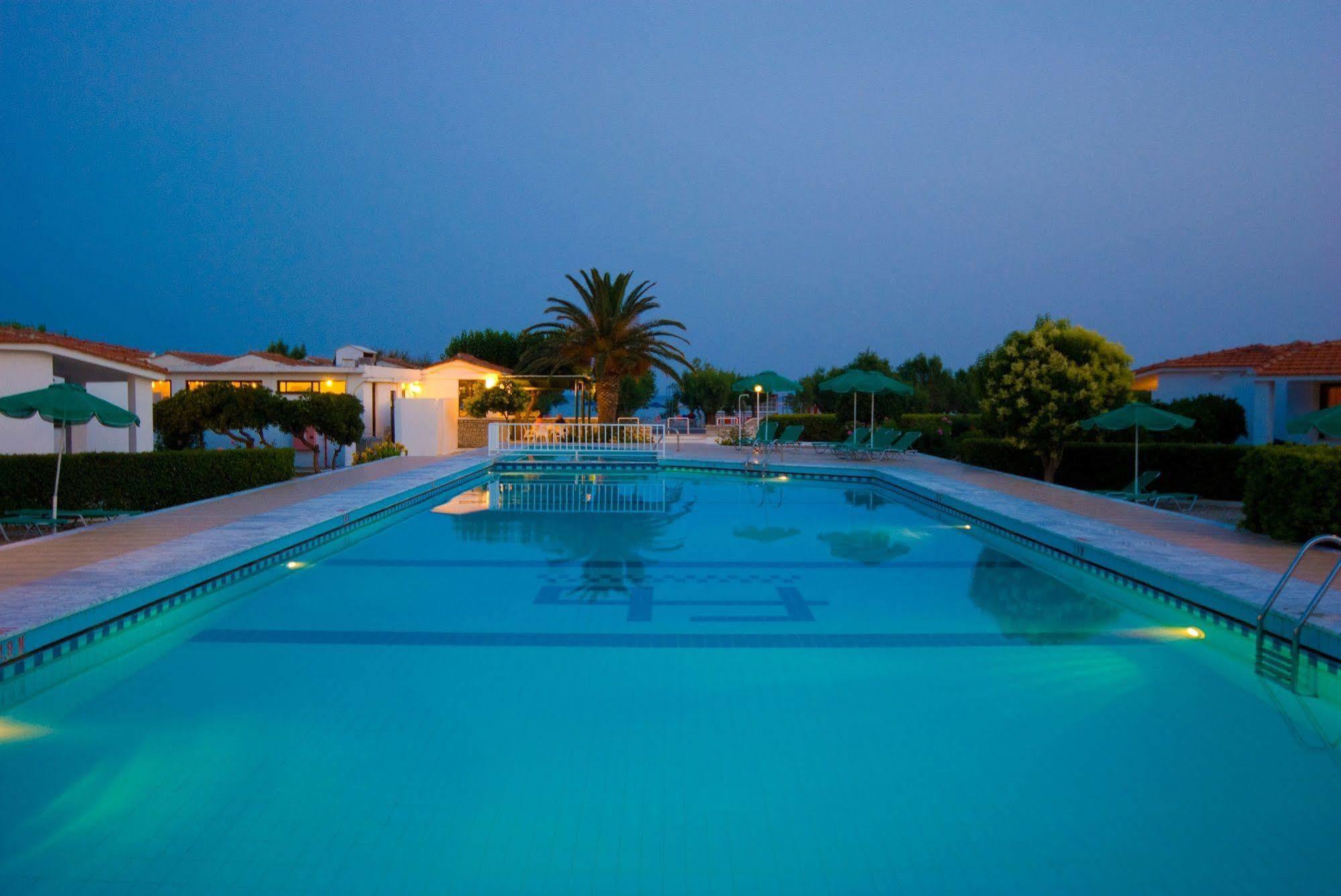 Fito Aqua Bleu Resort Pythagóreion Exterior photo